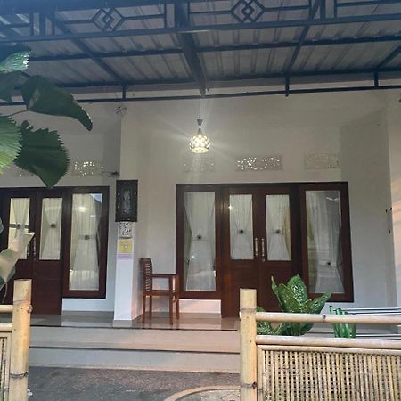 Sri Sedana Guest House Sidemen  Eksteriør bilde